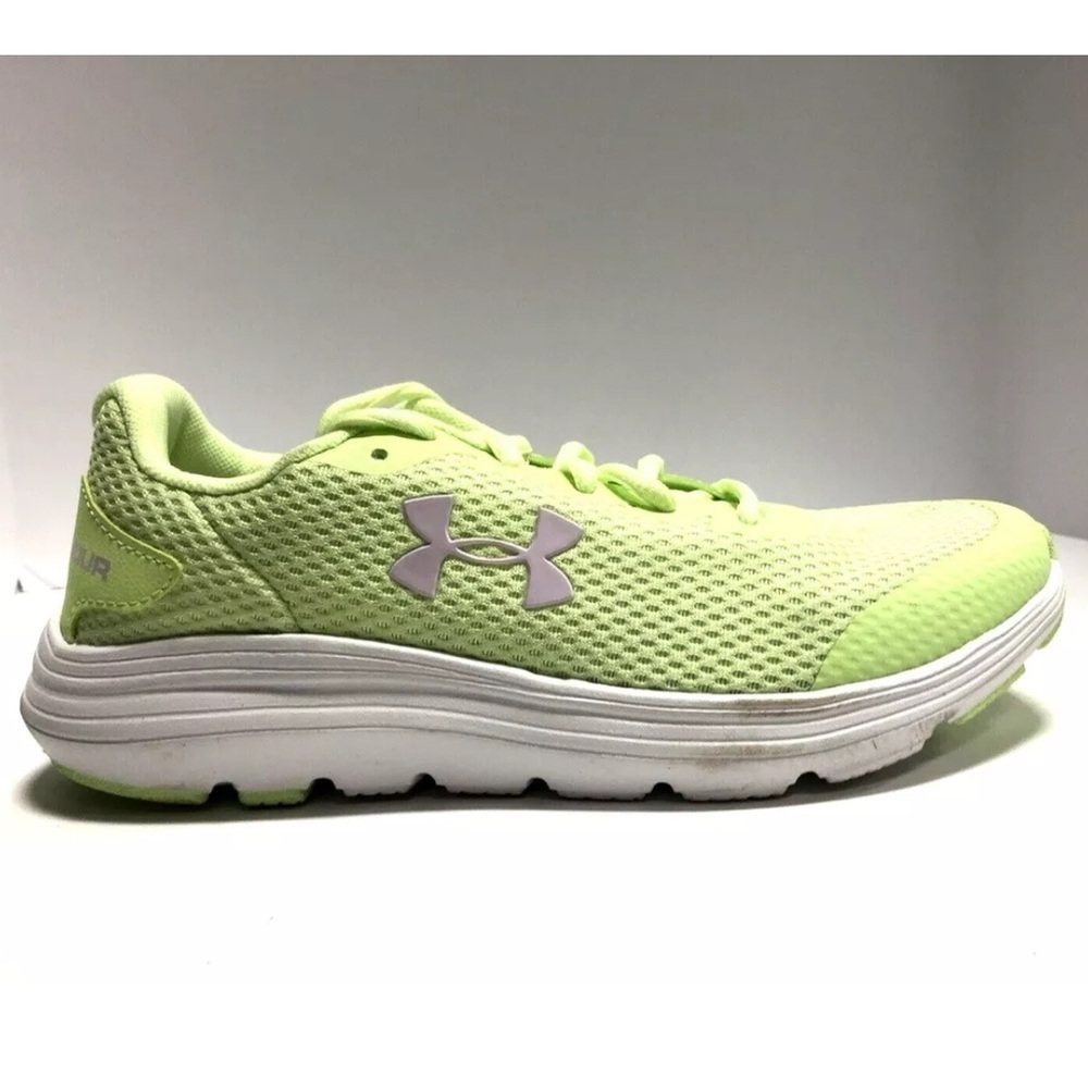 Under Armour Big Kids’ Surge 2 Running Shoes Yellow, Youth Size 5 M.